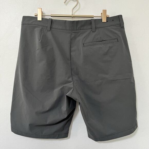 J Crew Men's Flex Tech Chino 9" Shorts Size 32 Gray Golf Lightweight UPF - Picture 2 of 6